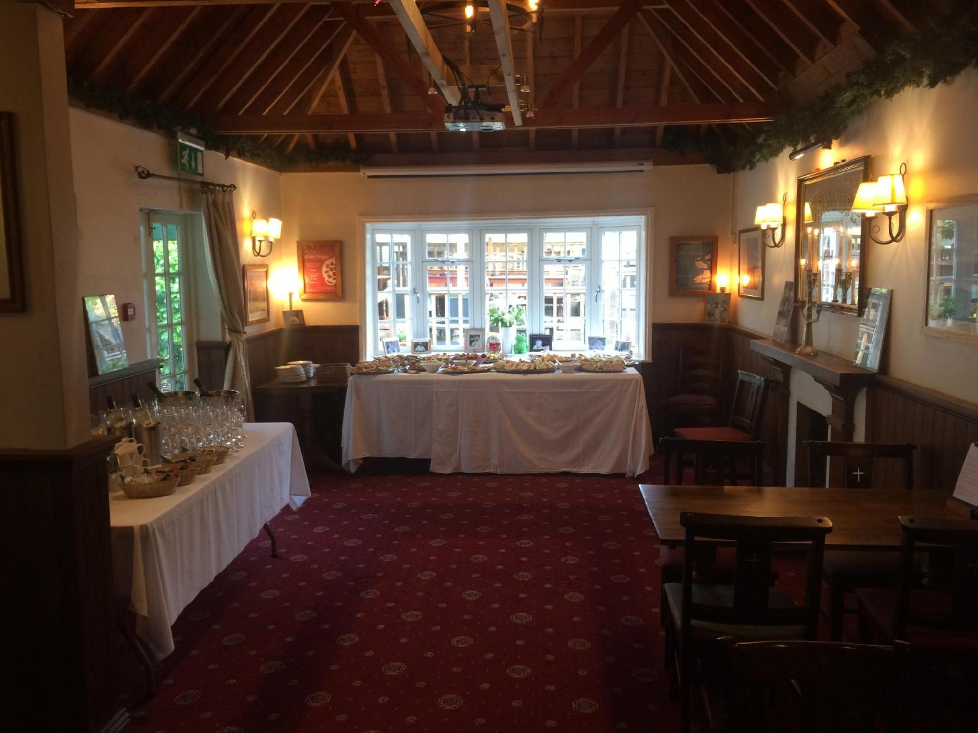 The Wheatsheaf Inn Cuckfield Εξωτερικό φωτογραφία