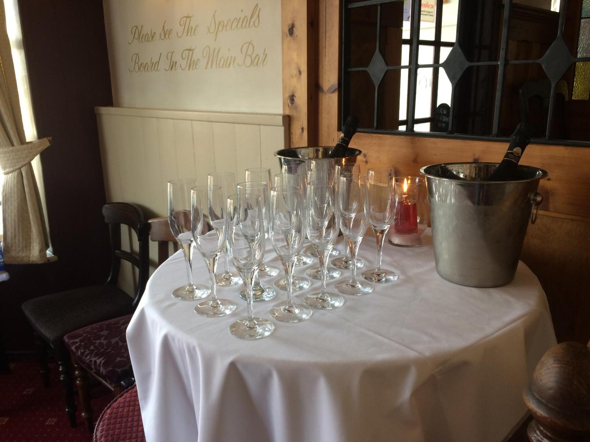 The Wheatsheaf Inn Cuckfield Εξωτερικό φωτογραφία